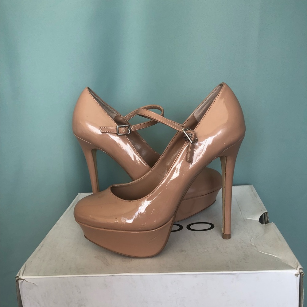 Bakers nude patten leather Mary Jane